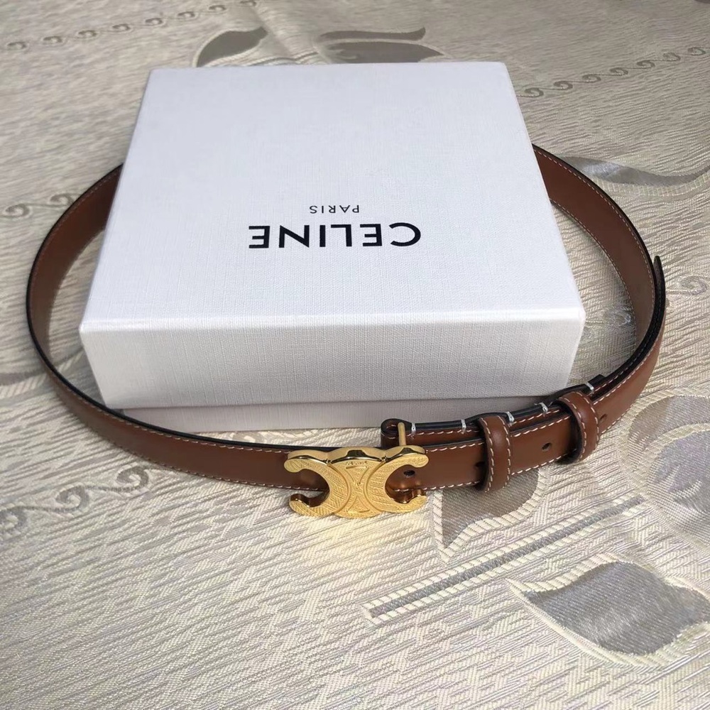 💖✨Celine Belt・Brown Leather・Gold Buckle・80cm・Box + Dust Bag